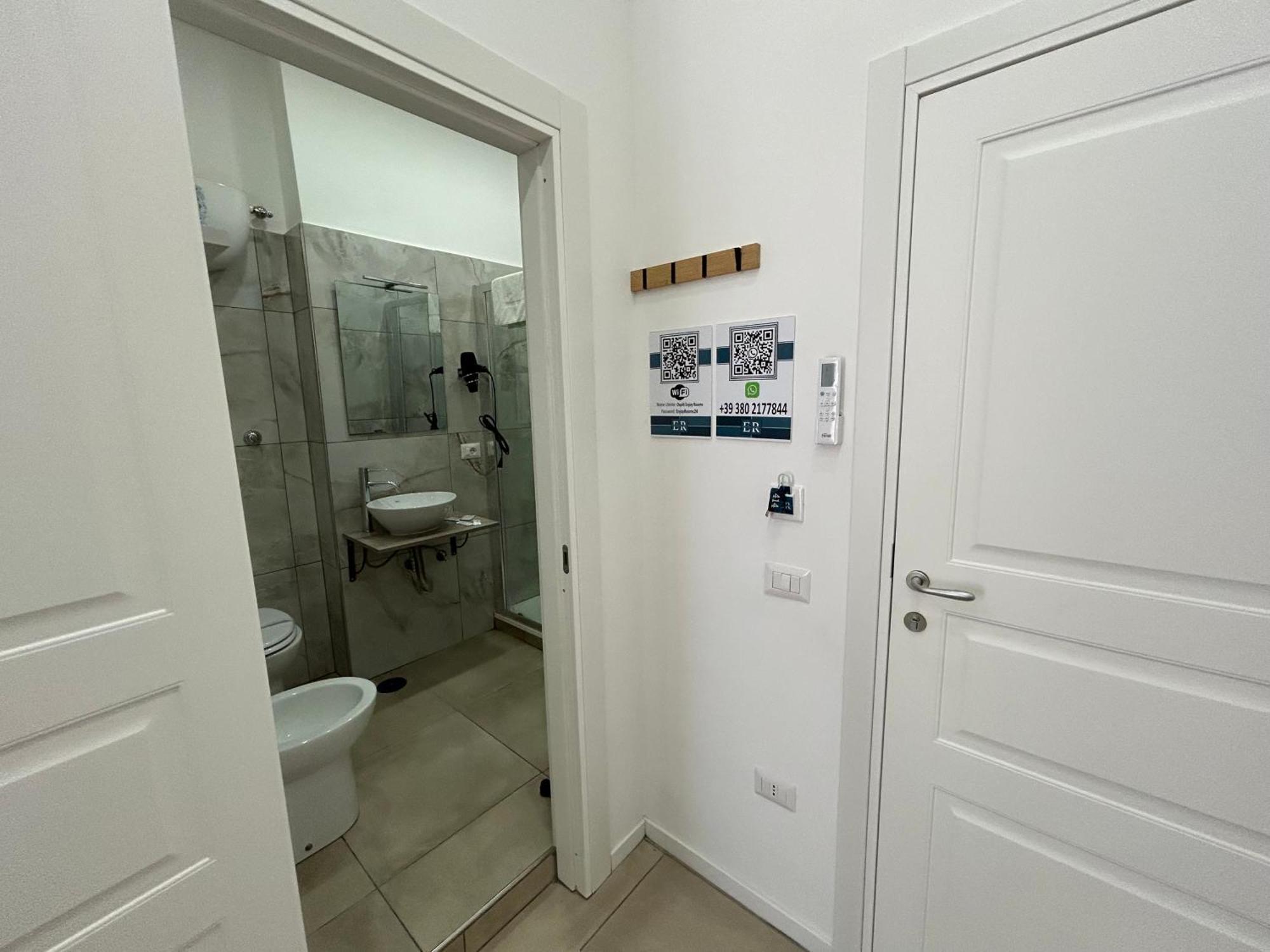 Enjoy Rooms Νάπολη Εξωτερικό φωτογραφία