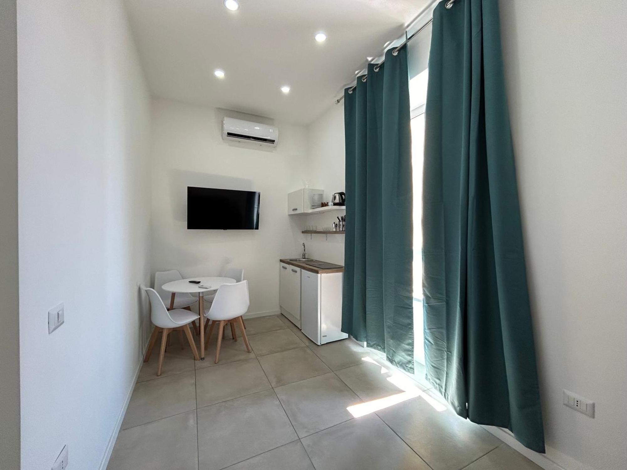 Enjoy Rooms Νάπολη Εξωτερικό φωτογραφία