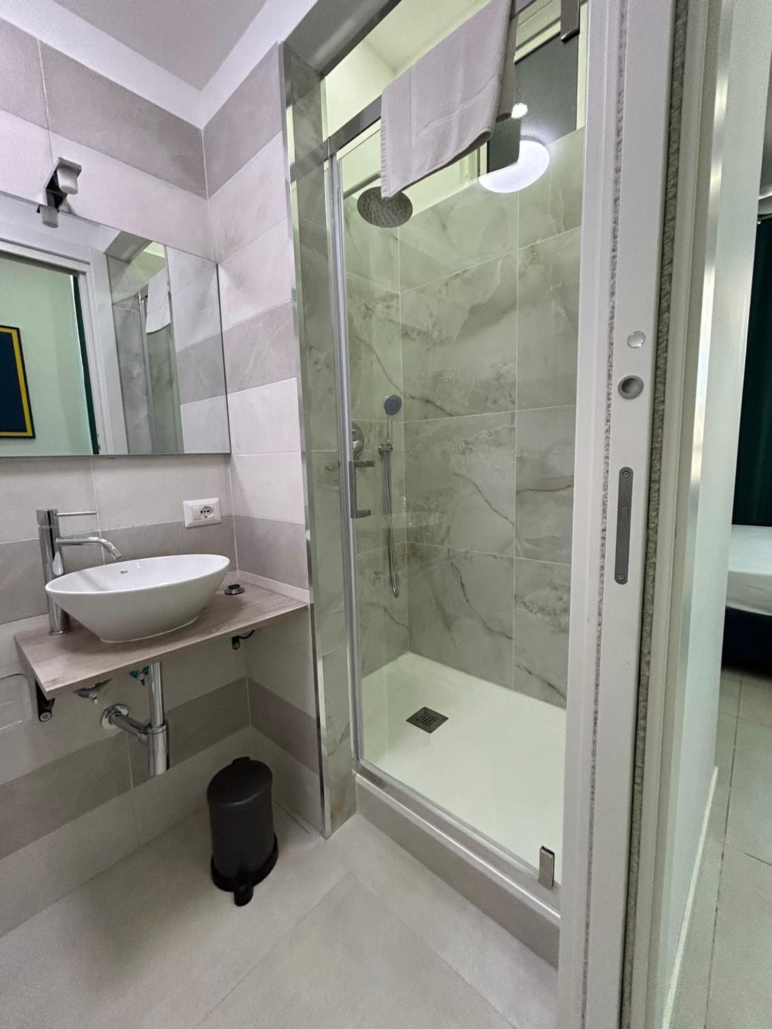 Enjoy Rooms Νάπολη Εξωτερικό φωτογραφία